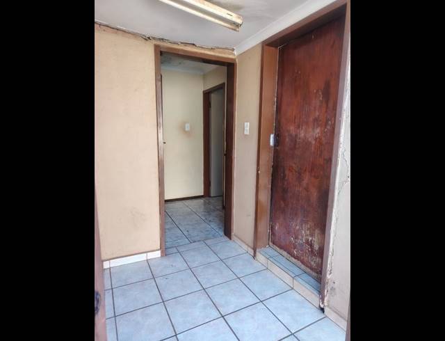 3 BEDROOM HOUSE FOR SALE IN LEBOENG